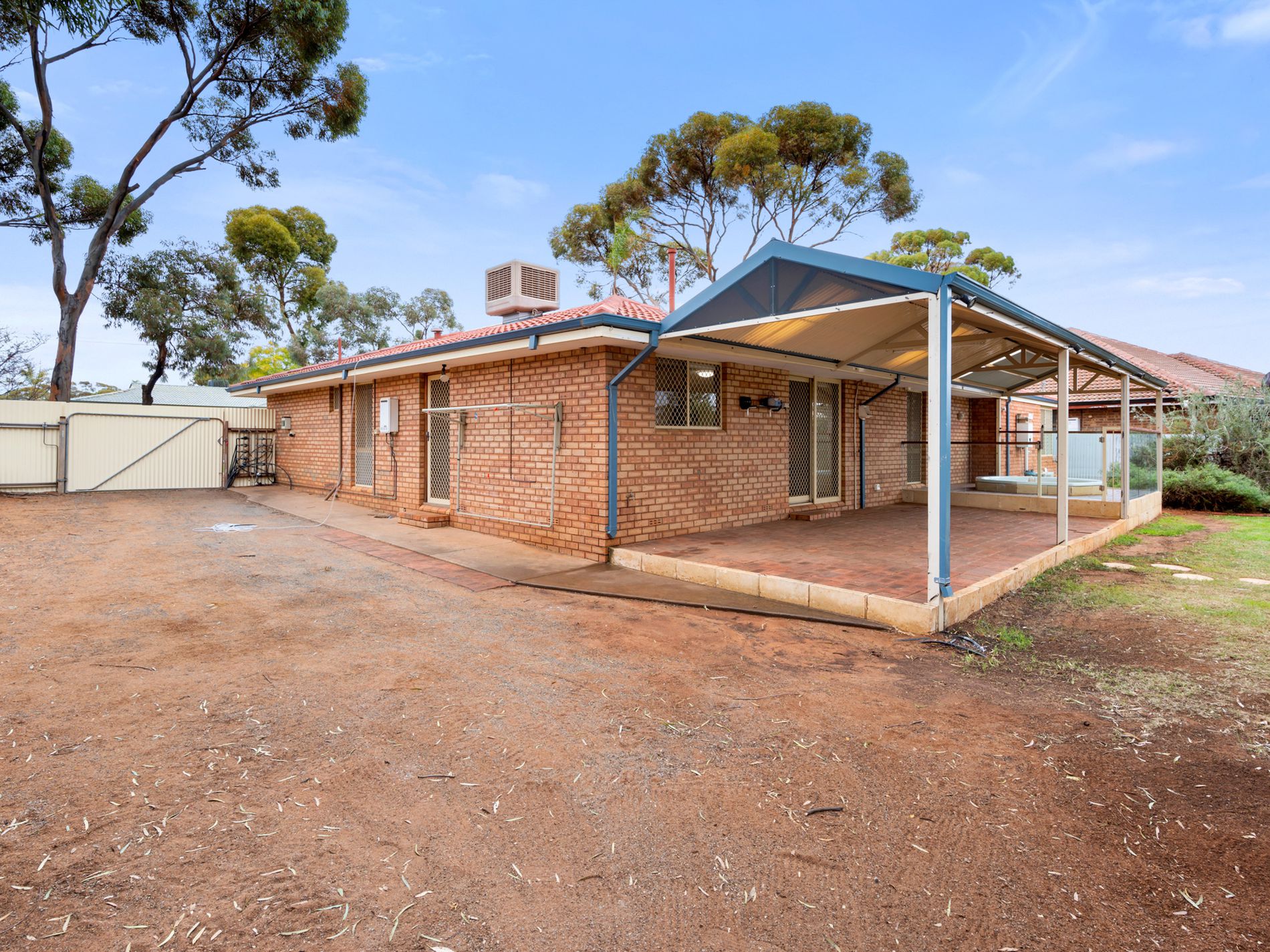 3 Trythall Place, Hannans