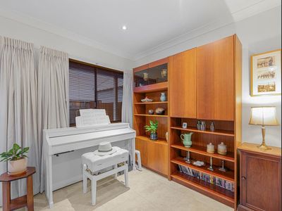 28 Donatello Street, Fig Tree Pocket