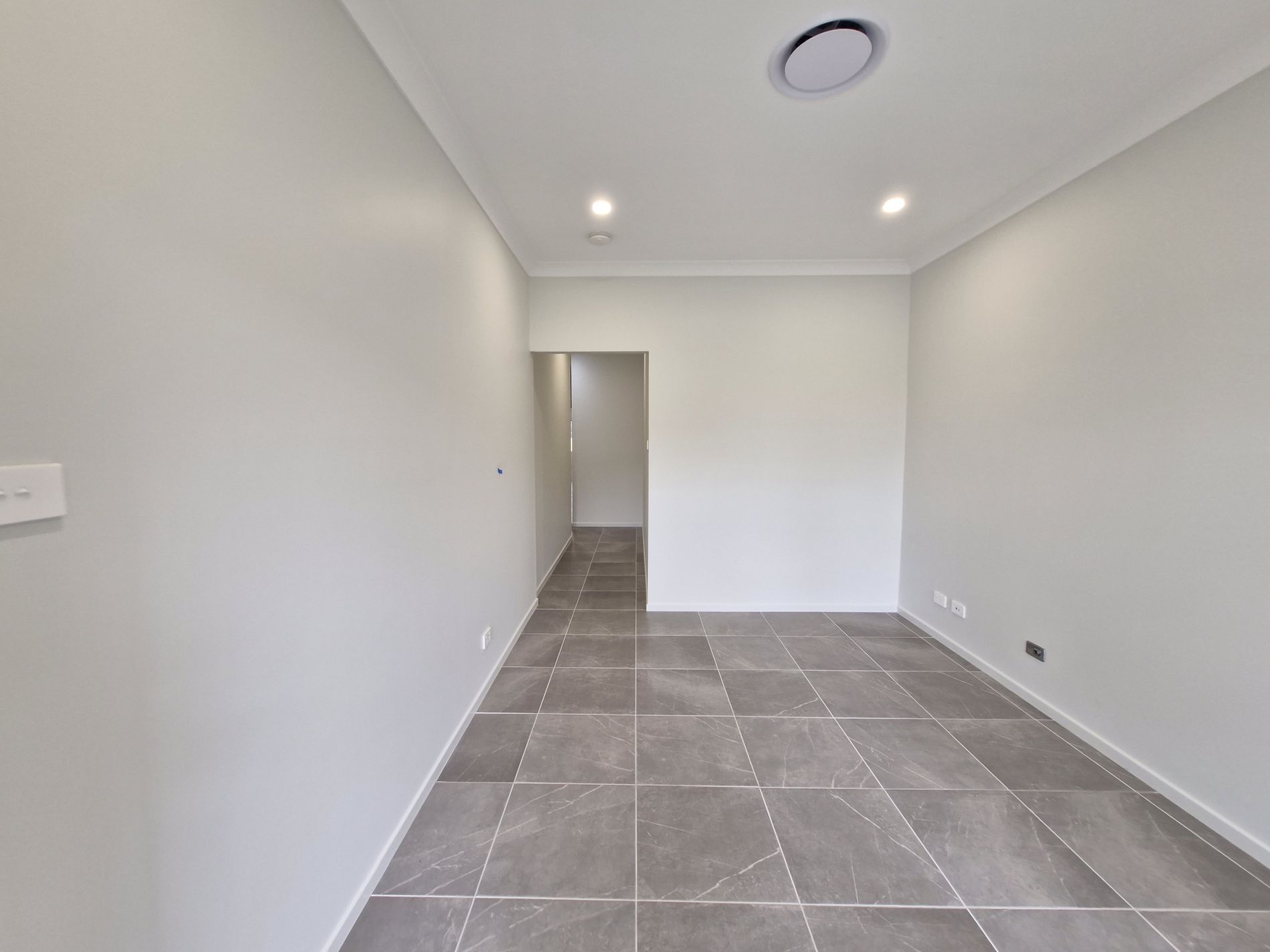 1/94 Settlers Boulevard, Chisholm