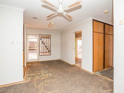 15 Reynolds Place, South Hedland