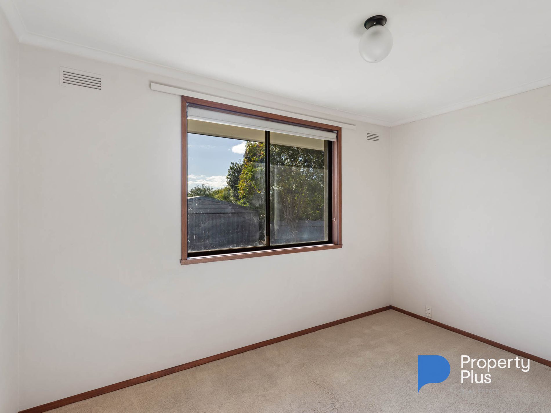 4 Robert Street, Kangaroo Flat