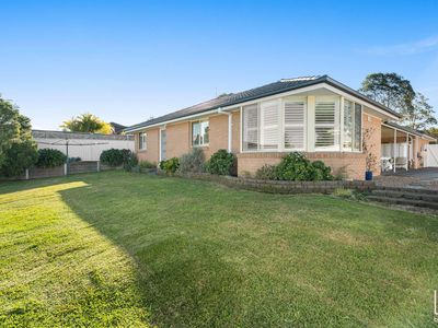 3 Duntroon Close, Hamlyn Terrace