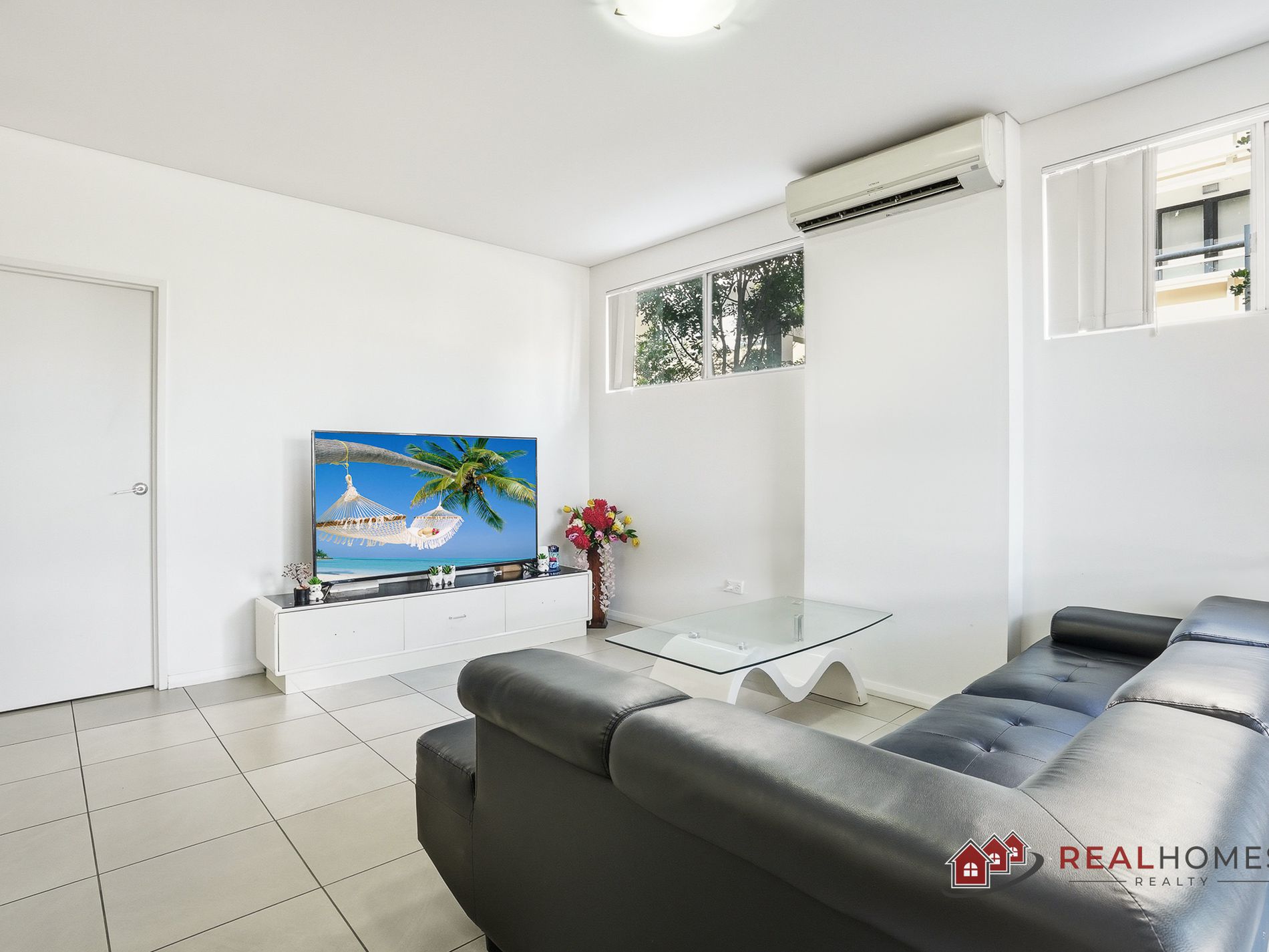 80 / 56 Lakeside Parade, Jordan Springs