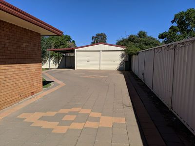 9 Laughton Street, Dubbo