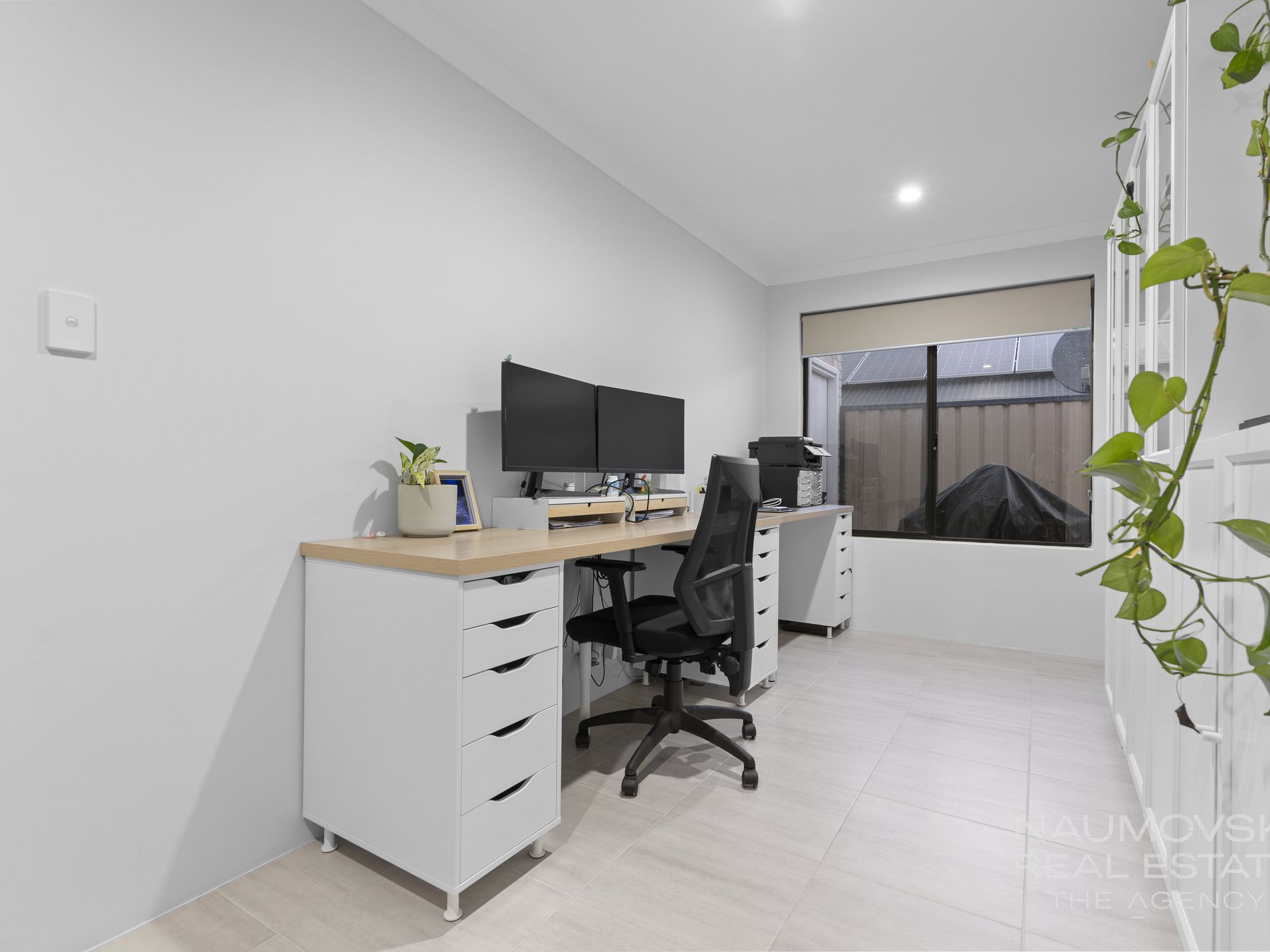 6 Ray Gardiner Vista, Tapping