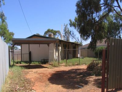14 Kapai Place, South Kalgoorlie