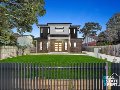 1 / 12 Rowan Drive, Doveton