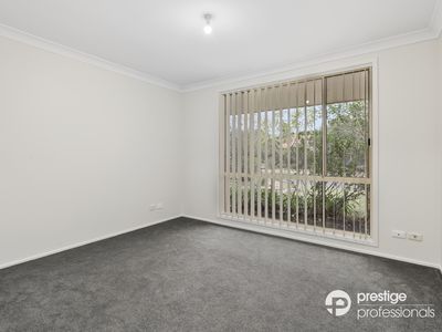 6 Mallee Court, Wattle Grove