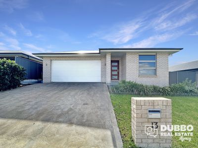 13 Current Court, Dubbo