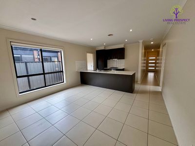 80 Victorking Drive, Point Cook