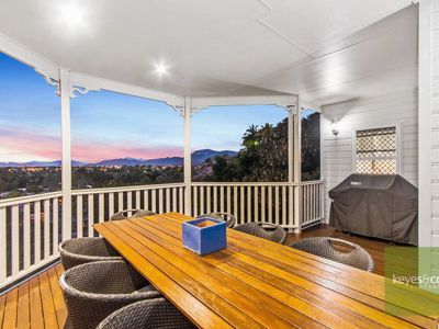 5 / 18 High Vista Drive, Mount Louisa