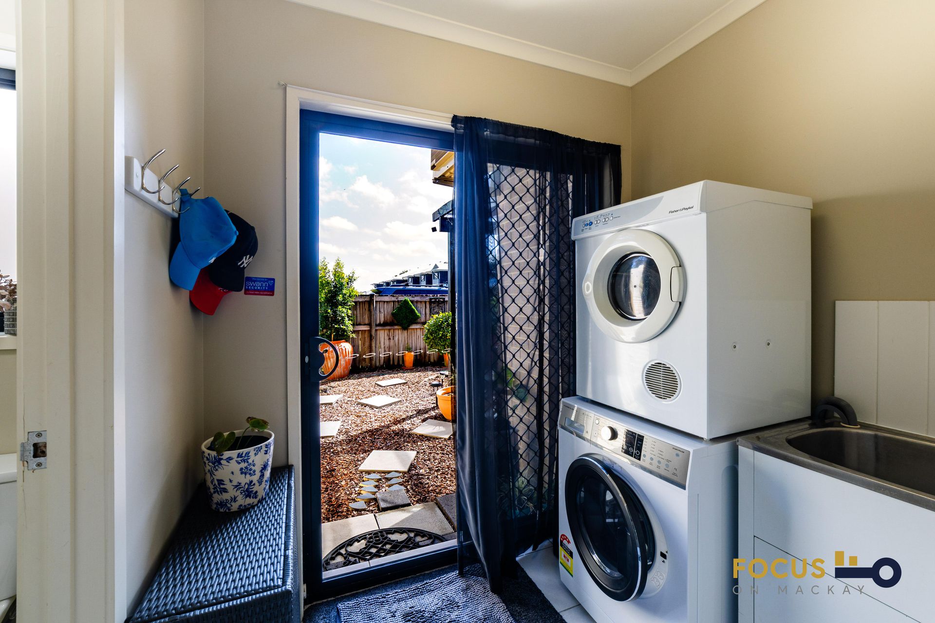 22 / 7 Bilgola Place, Blacks Beach