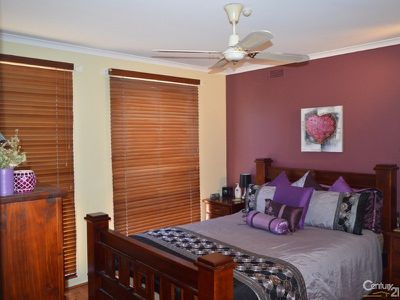 8 Wycombe Rise, Hampton Park