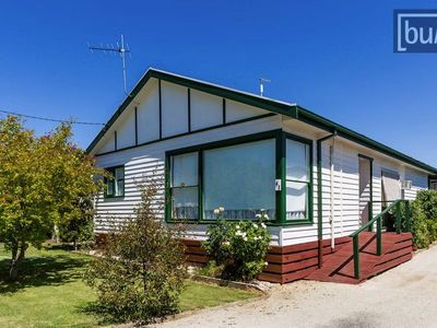 41 Larmer St, Howlong
