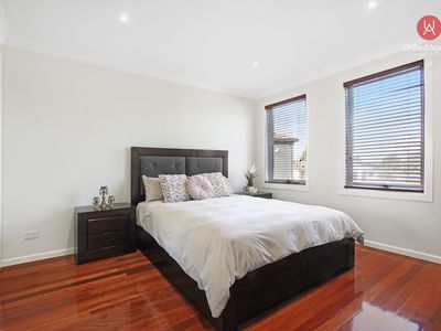 4 Cayley Place, Horningsea Park