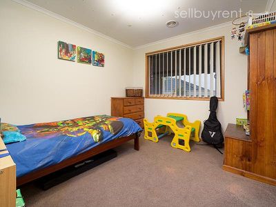 31 THORNEYCROFT AVENUE, Wodonga