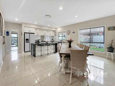 6 Crossroads Drive, Dubbo