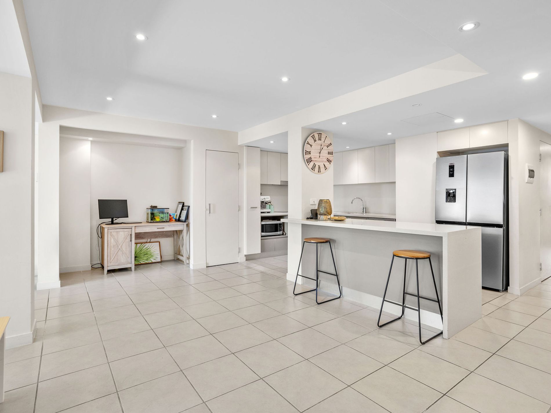 202 / 21-25 Head Street, Forster