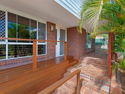 12 Salamander Place, Rochedale South