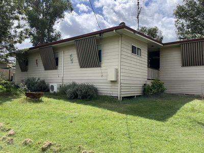 12 Cairns Street, Nanango