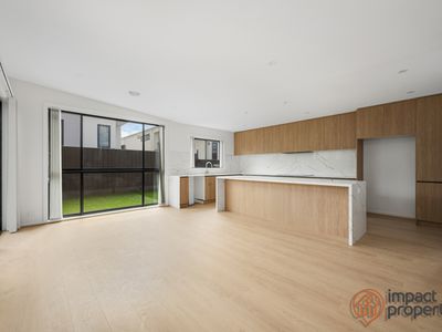 38 Pat Lovell Crescent, Whitlam