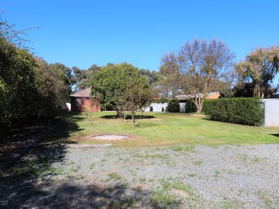 32 Station St, Murchison