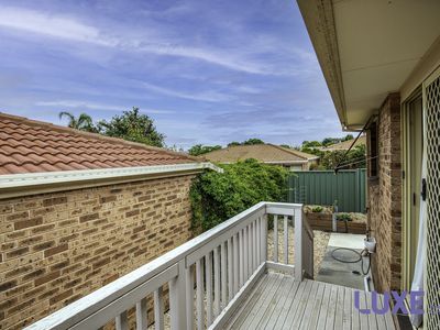 1 / 2 Merri Place, Conder