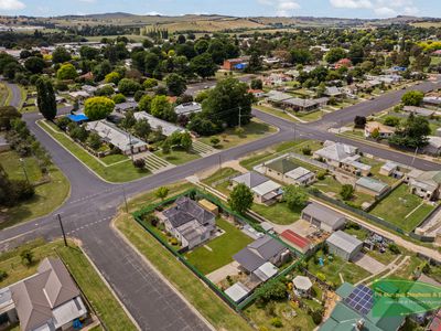 79 Carcoar St, Blayney