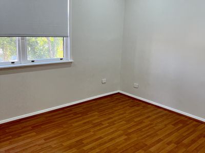 8 Grainger Avenue, Mount Pritchard