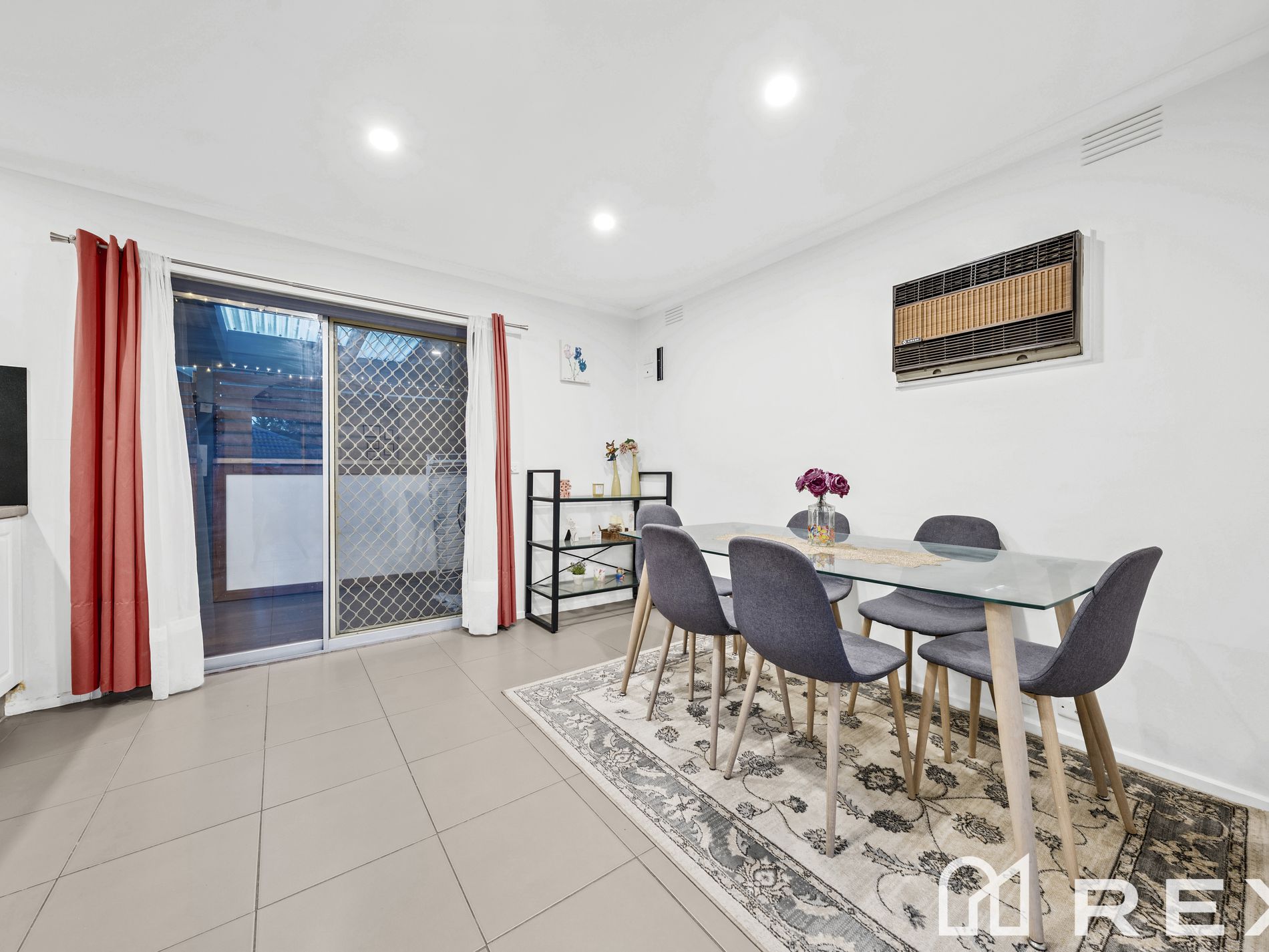 164 James Cook Drive, Endeavour Hills