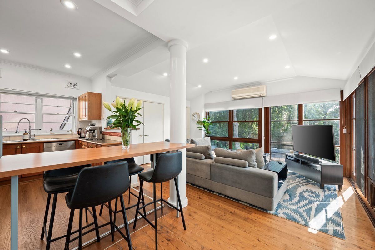 4 Tyler Crescent, Abbotsford
