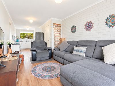 6 / 1 Noble Parade, Dalmeny
