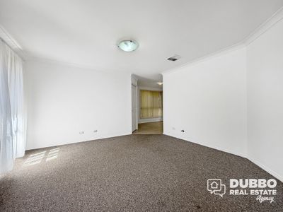 3 Lancaster Park Place, Dubbo