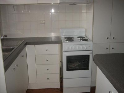 1 / 6 Badgery Street, Albion Park