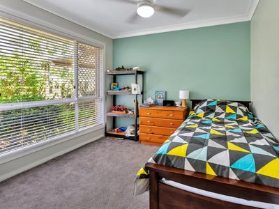 16 Presbytery Lane, Molendinar