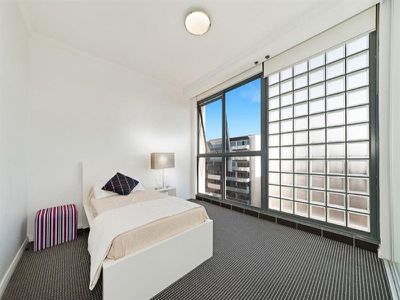 125 / 10 Lachlan St, Waterloo