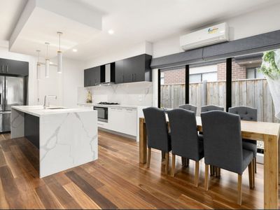 2 Rowena Way, Mickleham