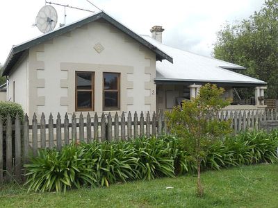2 Church Street, Yahl