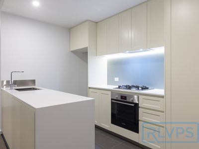 607D  / 2 Tannery Walk, Footscray