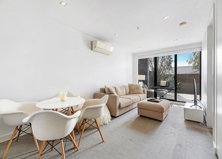 2 / 1295 Toorak Road, Camberwell