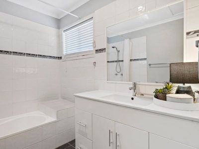 12 / 42 Monash Road, Loganlea