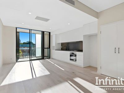 7 / 6 Danks Street, Waterloo