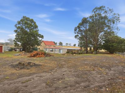 18 Crichton Road, Mount Seymour