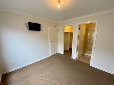1 / 12 Montana Drive, Werribee