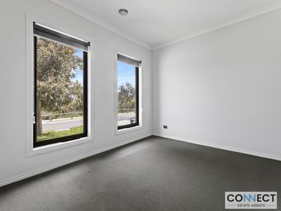 10 Wilton Street, Cranbourne West