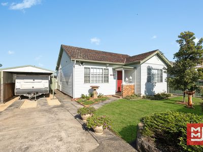 13 Addison Avenue, Lake Illawarra