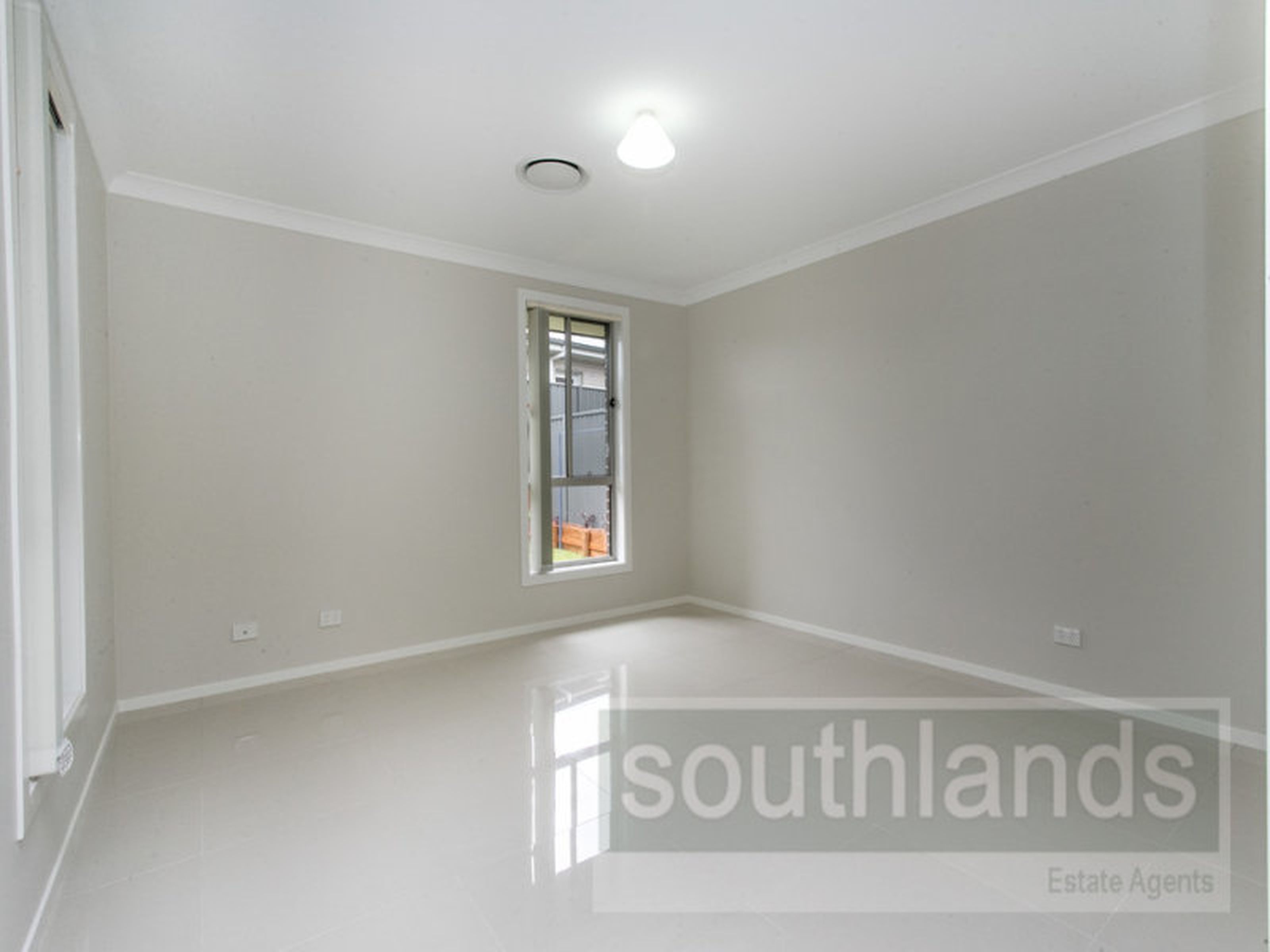 12A Cooee Avenue, GLENMORE PARK