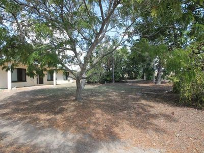 5 BROKER STREET, Grand Secret