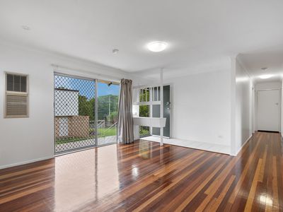 15 Lamorna Street, Rochedale South