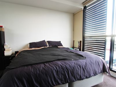 909B / 8 Grosvenor Street, Abbotsford